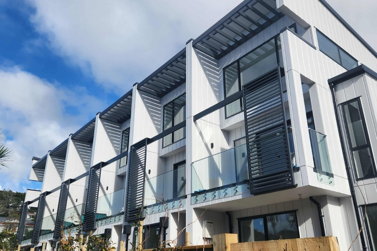 Aurae's aluminium louvres and facade systems technical files