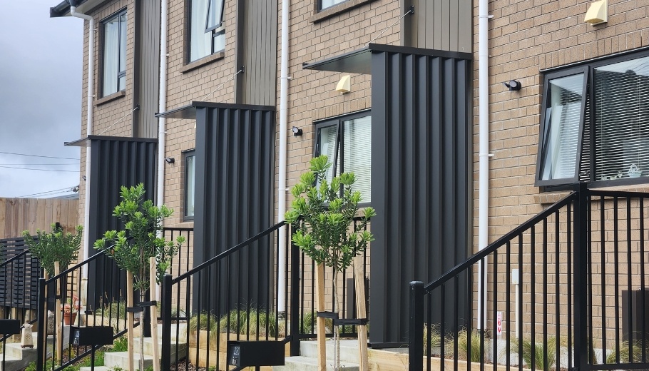 Aurae entrance canopies